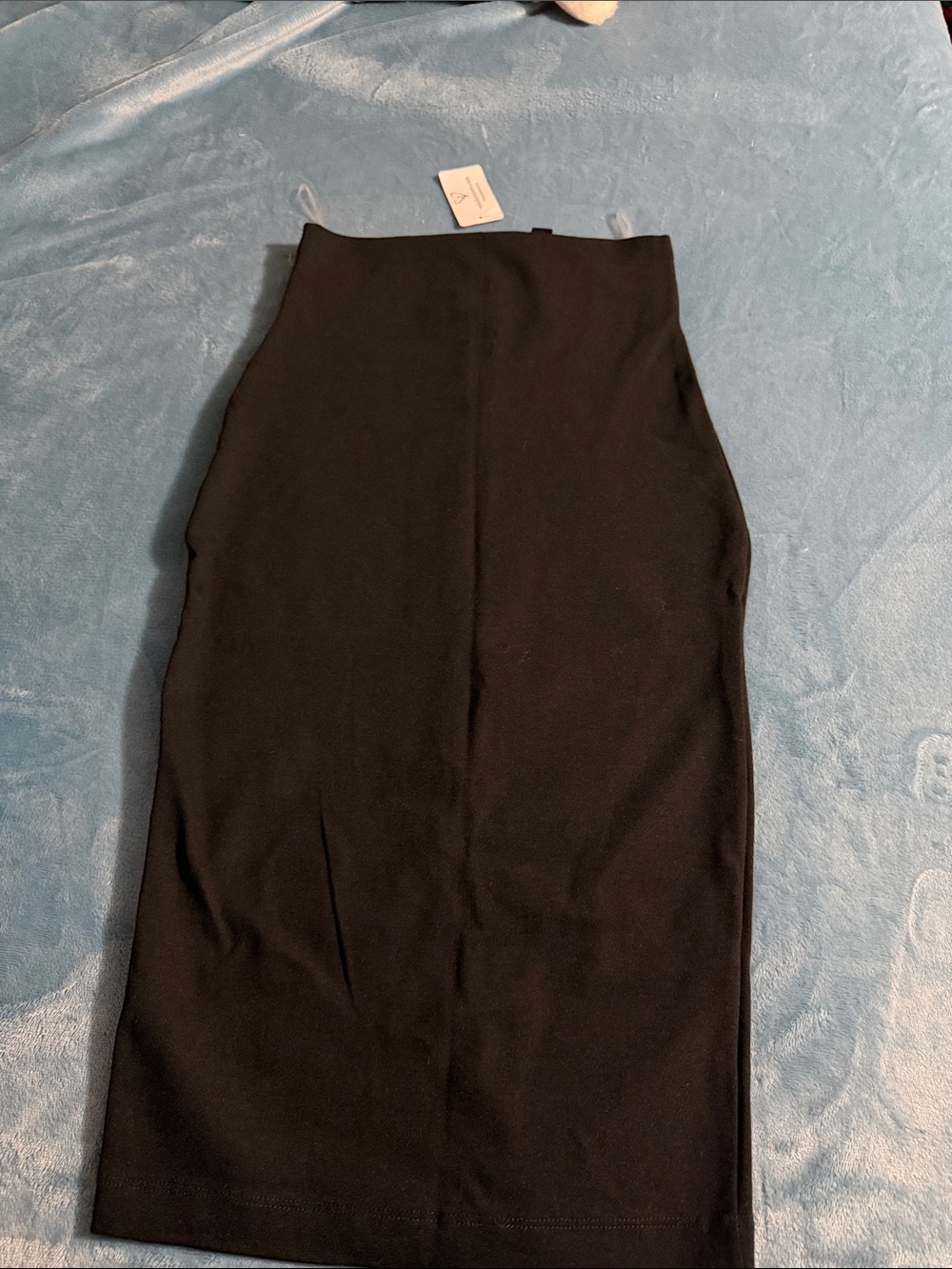 Windsor Black High-Waist Midi Pencil Skirt